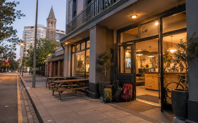 Exterior and entrance of an Adelaide budget hostel